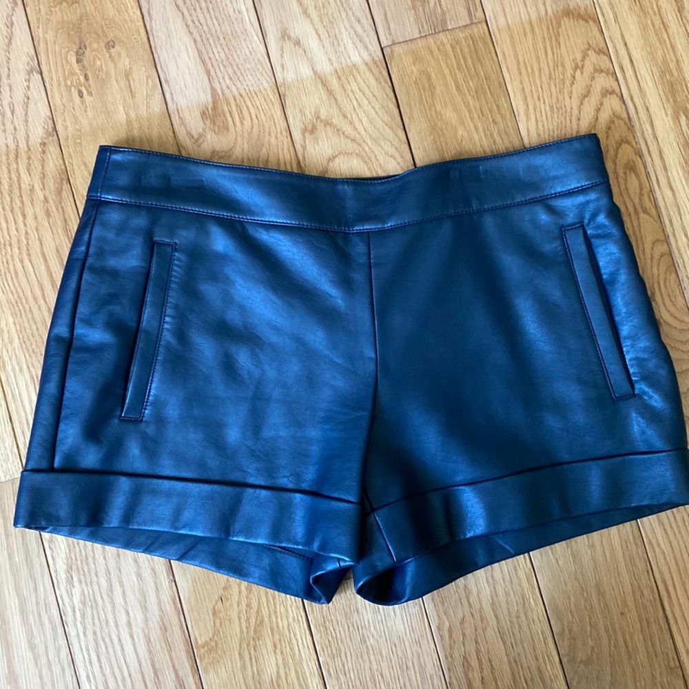 Club Monaco Faux Leather Shorts Size 0 Dark Navy